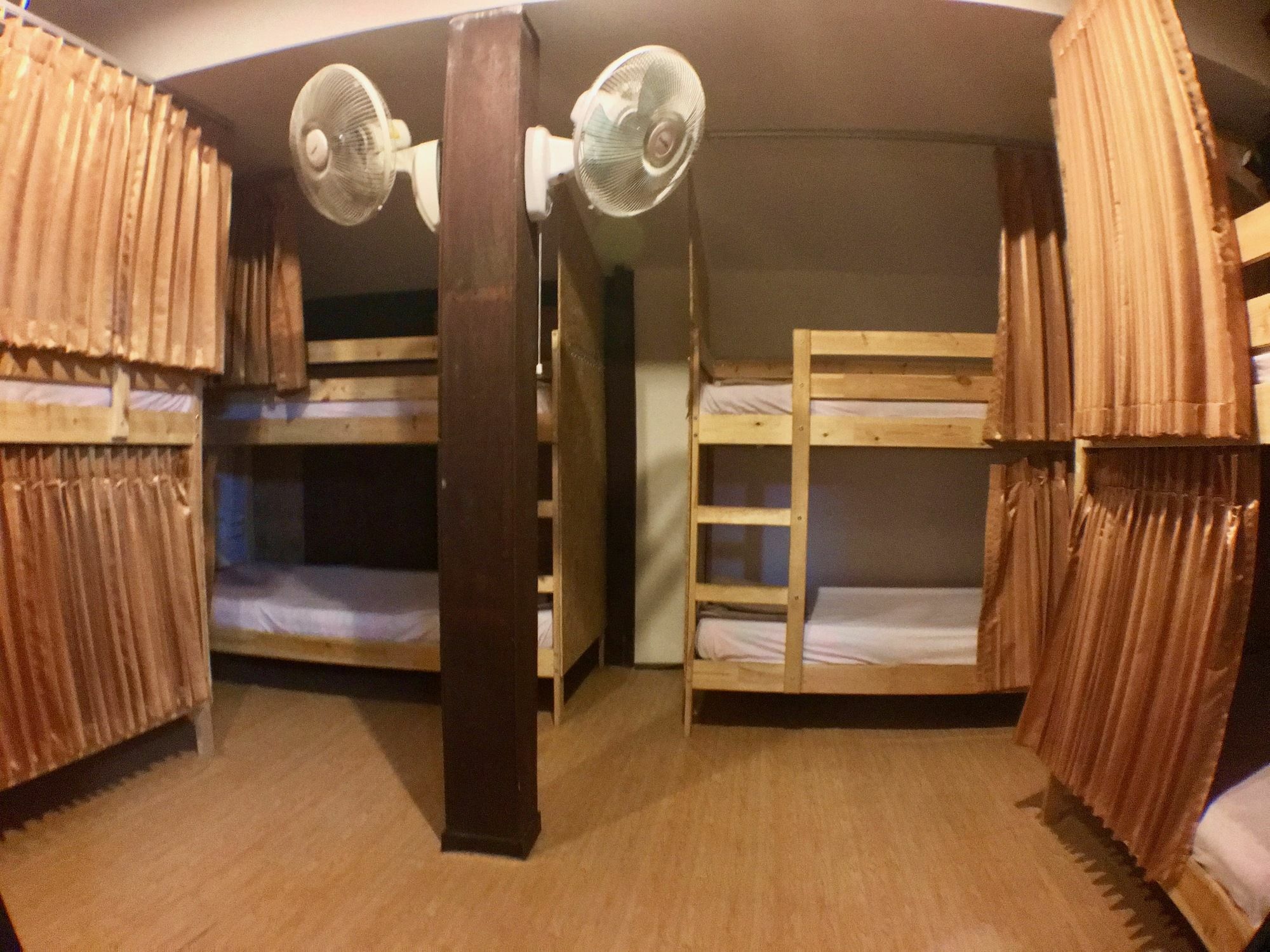 Jao Hostel & Cafe Čiang Mai Exteriér fotografie